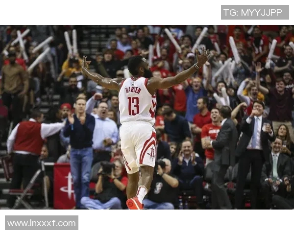 丁维迪精彩表现助力球队逆转火箭全场集锦回顾与精彩瞬间分析